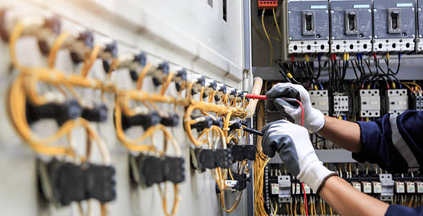 Professional Electrician technician working in Parker, FL